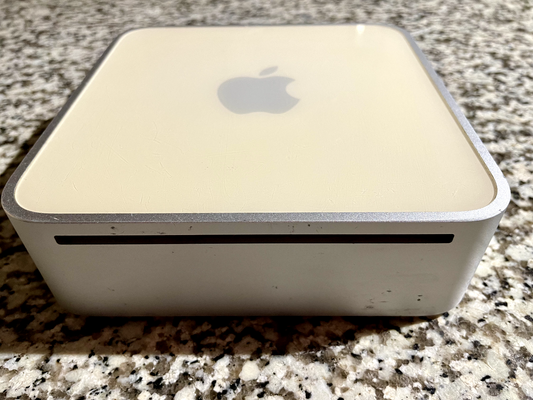 Mac mini G4 Bundle with Accessories (Average)